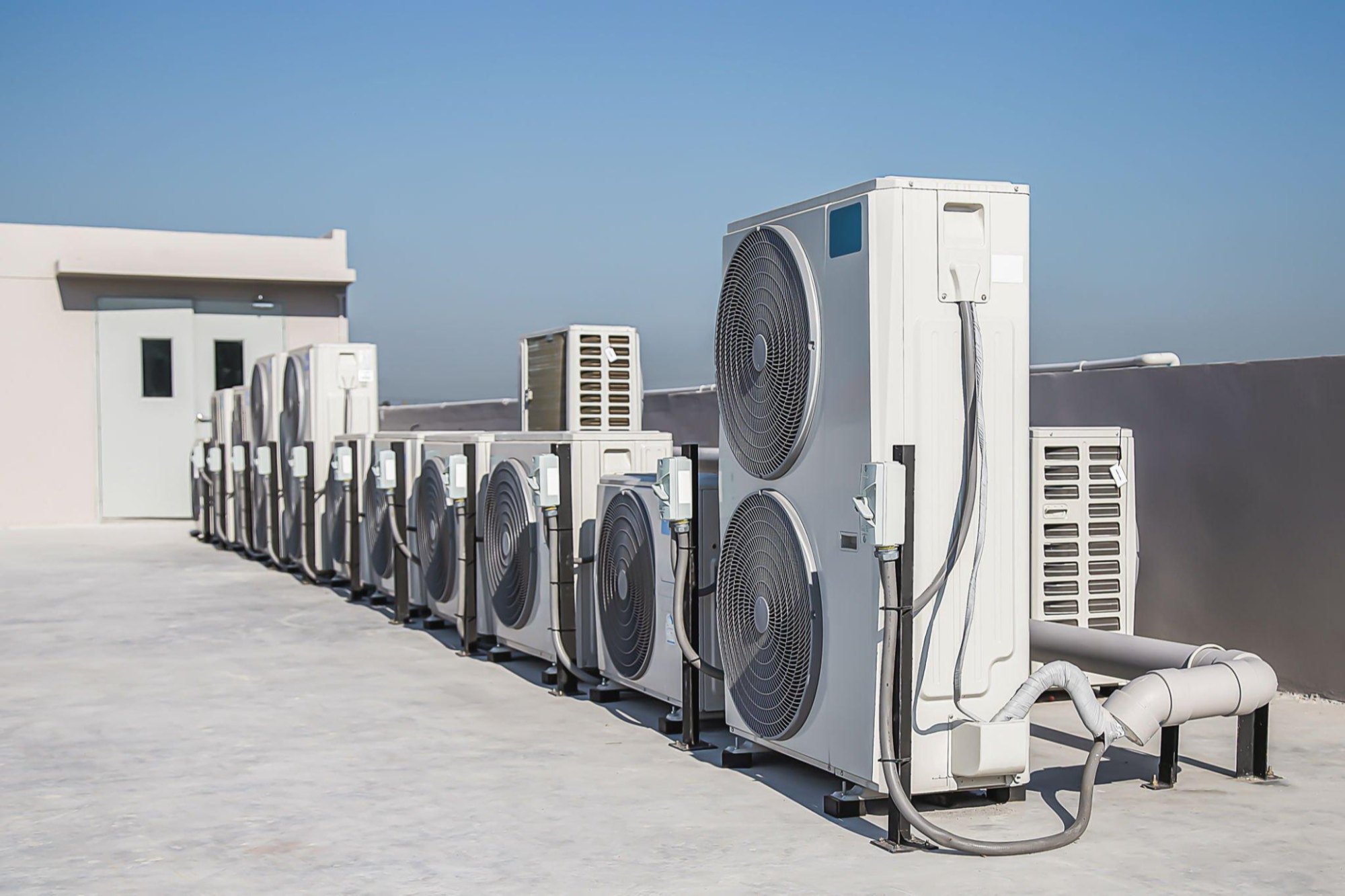 The Role of Industrial Air Conditioning Systems in Modern Industries